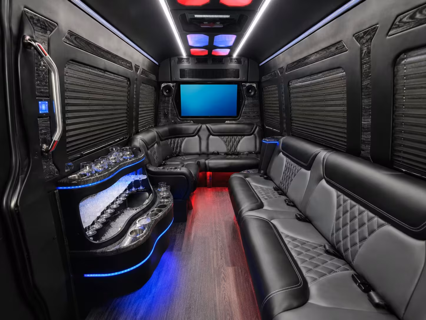 comfortable shuttle buses for every norman school field trip