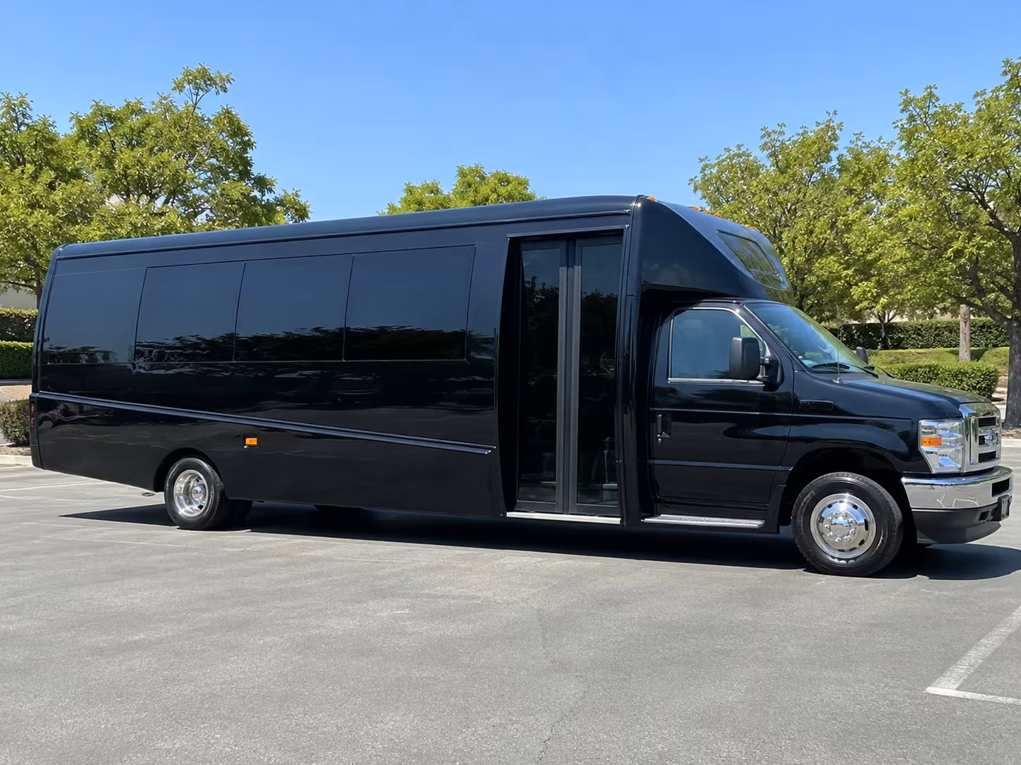 minibus rentals for smaller norman prom groups