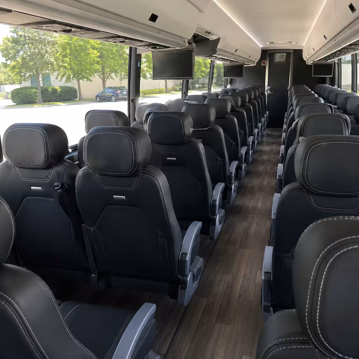 norman airport charter buses for sports teams and student groups
